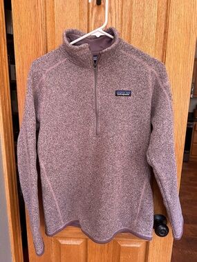 Patagonia Women’s Heathered Mauve Zip-Up Fleece Pullover
